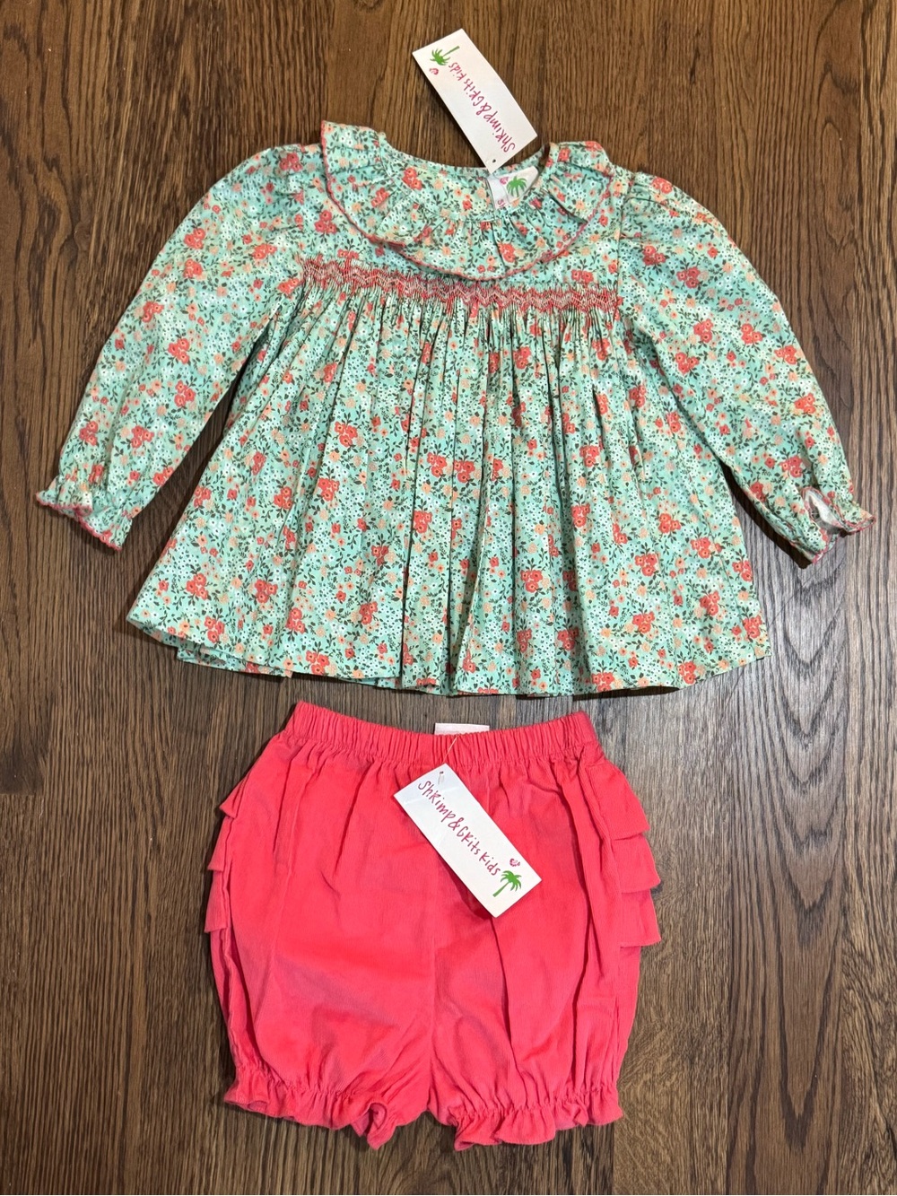 New With Tags Smocked Embroidered Floral Shrimp & Grits Dress And Bloomers Set